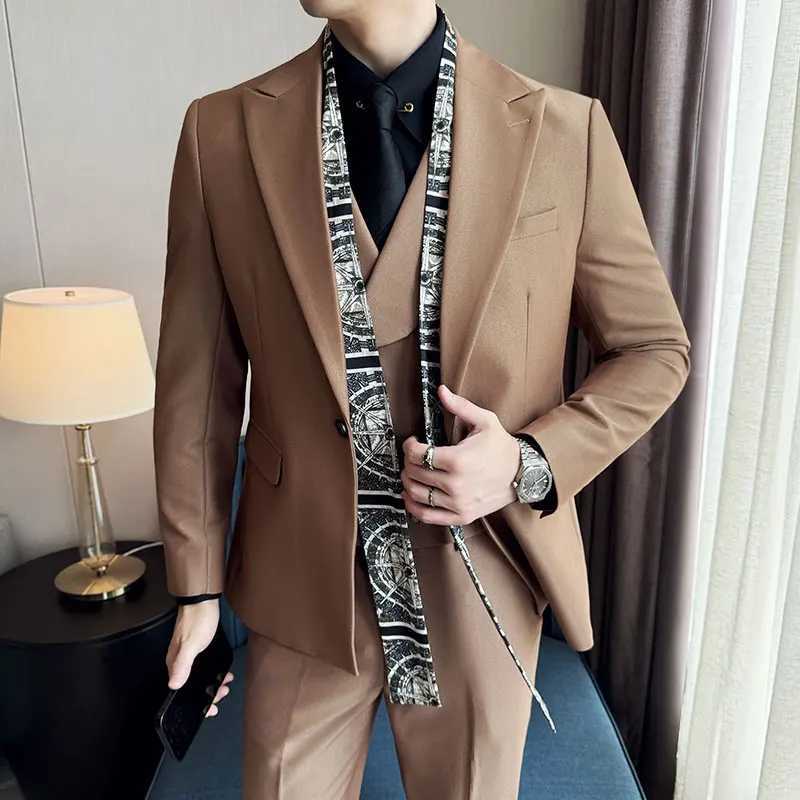 JacketPantsVest Fashion Men Solid Color Scarf Collar Suits Gentleman Court Wedding Banquet Party Tuxedo Slim Fit 3 Piece Set W250910
