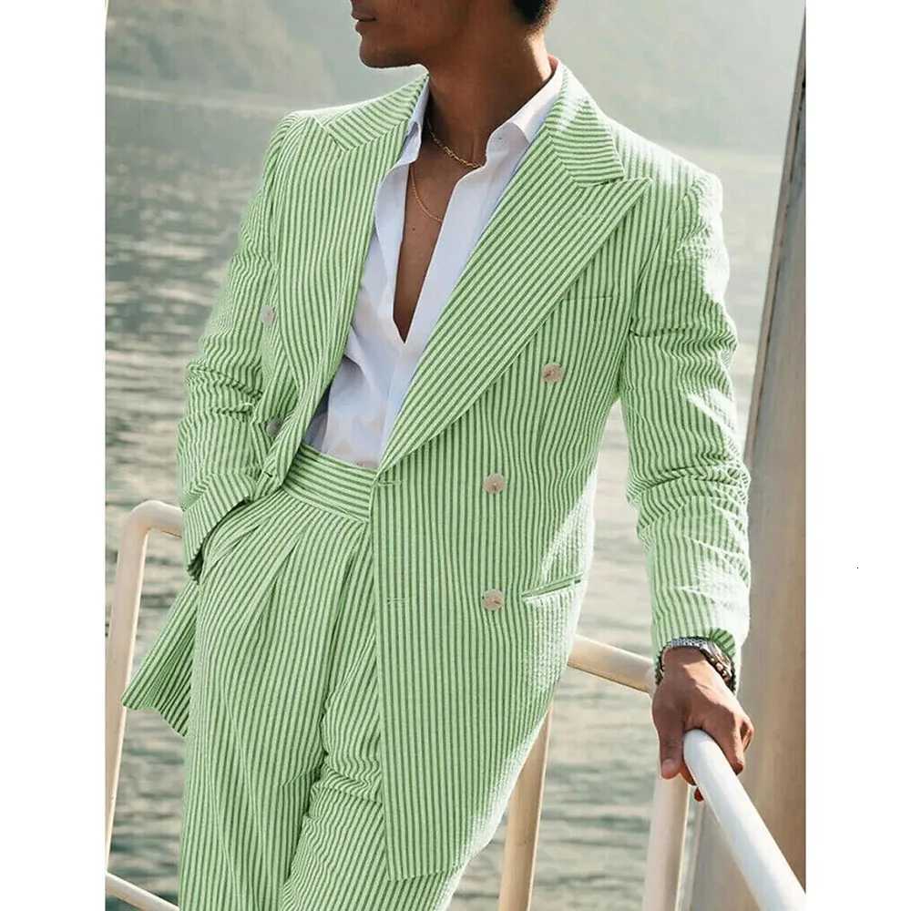 Light Pink Vertical Stripes Suits for Men Twopiece Set Summer Comfortable Linen Cotton Fabric Mens Suit for Casual Beach Party W250910