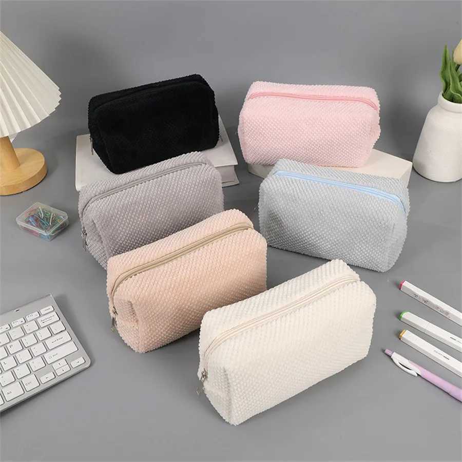 Solid Plush Cosmetic Lipstick Storage Bag Pencil Case Women Girls Makeup Handbags Travel Organizer Pouch Pen Bags Toiletry KitXJ250910
