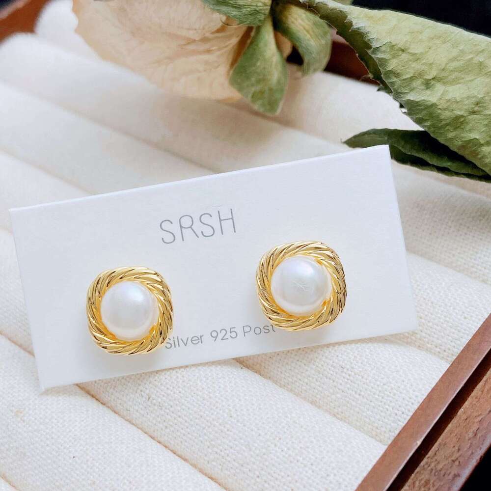 Elegant Metal Wrapped Freshwater Pearl Sier Needle Fashion Simple High-end Earrings for Women
