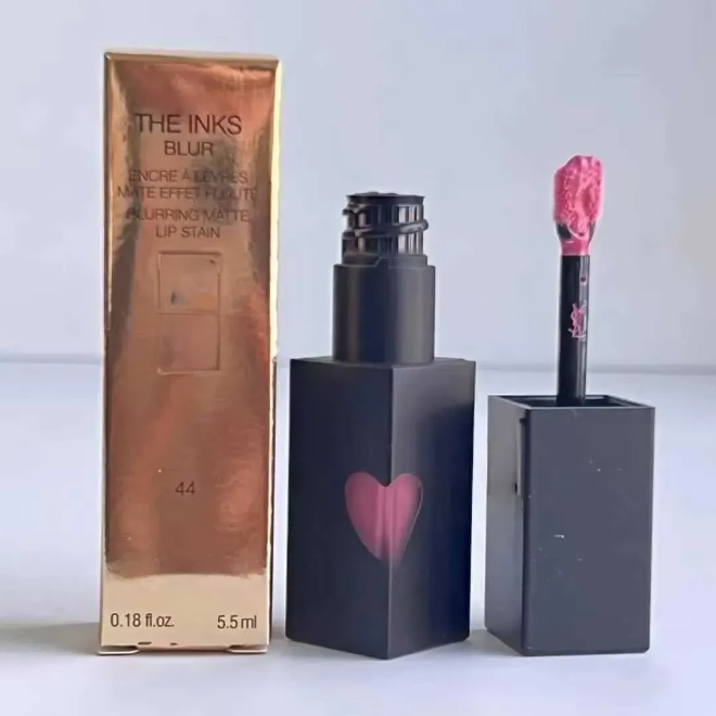 9 Color Lip Gloss Relief Black Tube Heart-shaped Velvet Matte Lip Gloss Long Lasting Makeup