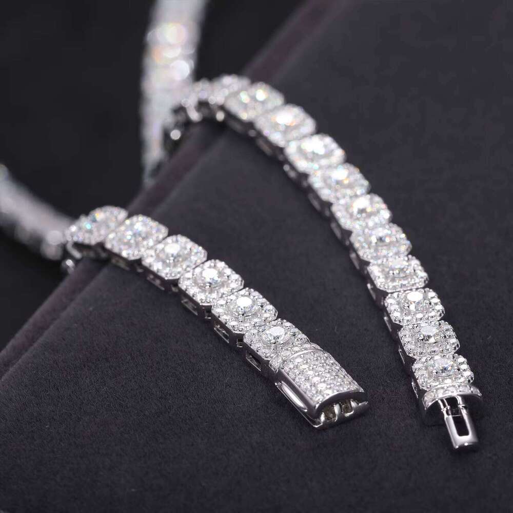 Exquisite VVS Moissanite High Quality White Gold Color Waterproof Sterling Sier Tennis Bracelet for Men