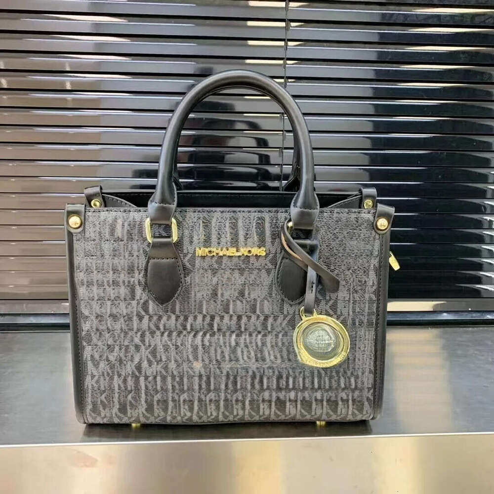 Tote bag designer michaels bags fashion shopping bag Vegetable basket 2025 new model shoulder handbag Crossbody f9a