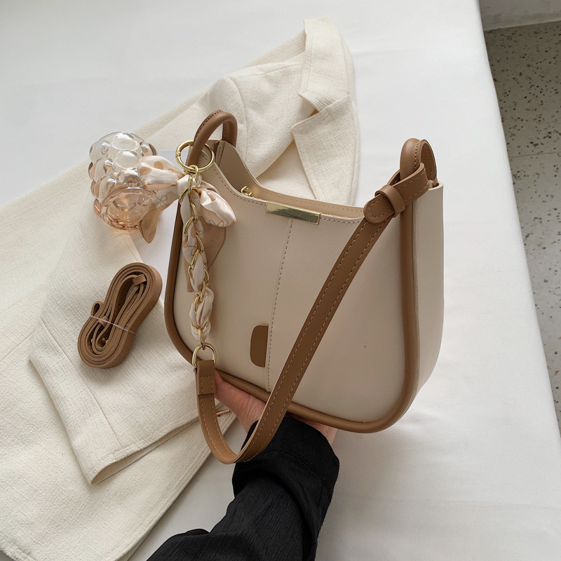 This Year S Trendy Bags For Women Summer New Fashionable Designer Bag Textured Shoulder Bucket Bag Luxury Bag Simple Crossbody Free Shipping Bag Free 