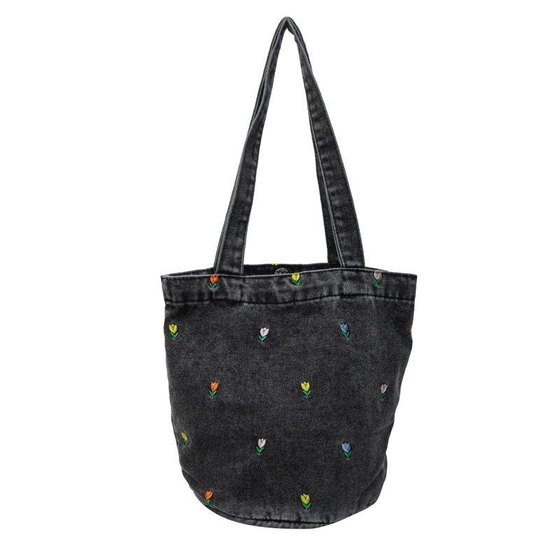 Free shipping designer Summer Large Capacity Canvas Bucket Bag for Women Embroidered Denim Tote Bag Commuter Bag Shoulder Bag Versatile American Style