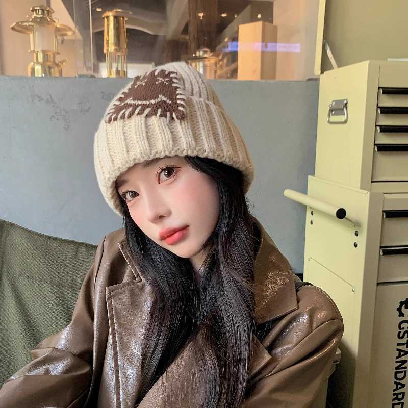 Japanese Thick Knitted Beanies Hat for Wen Autumn Winter Versati Show Face Small Outdoor Ear Protection Warm Hat Bucket Hat G250910