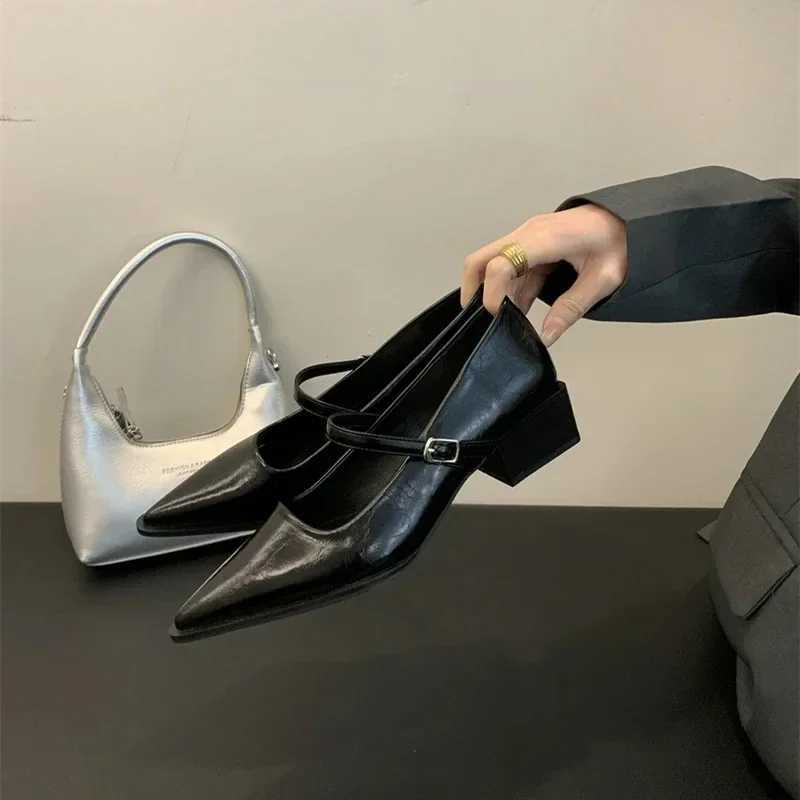 Retro Style Thick Heel Women Mary Jane Shoes Fashion Shallow Pointed Toe Ladies Comfort Office Pumps Footwear W250910