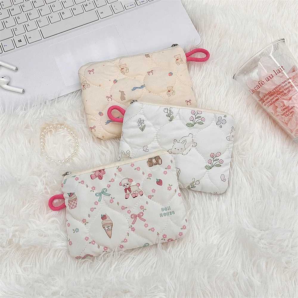 Cute Cartoon Small Travel Cosmetic Lipstick Earphone Card Portable Storage Bag Purse Women Mini Makeup Handbags Wallet Pouch BagXJ250910