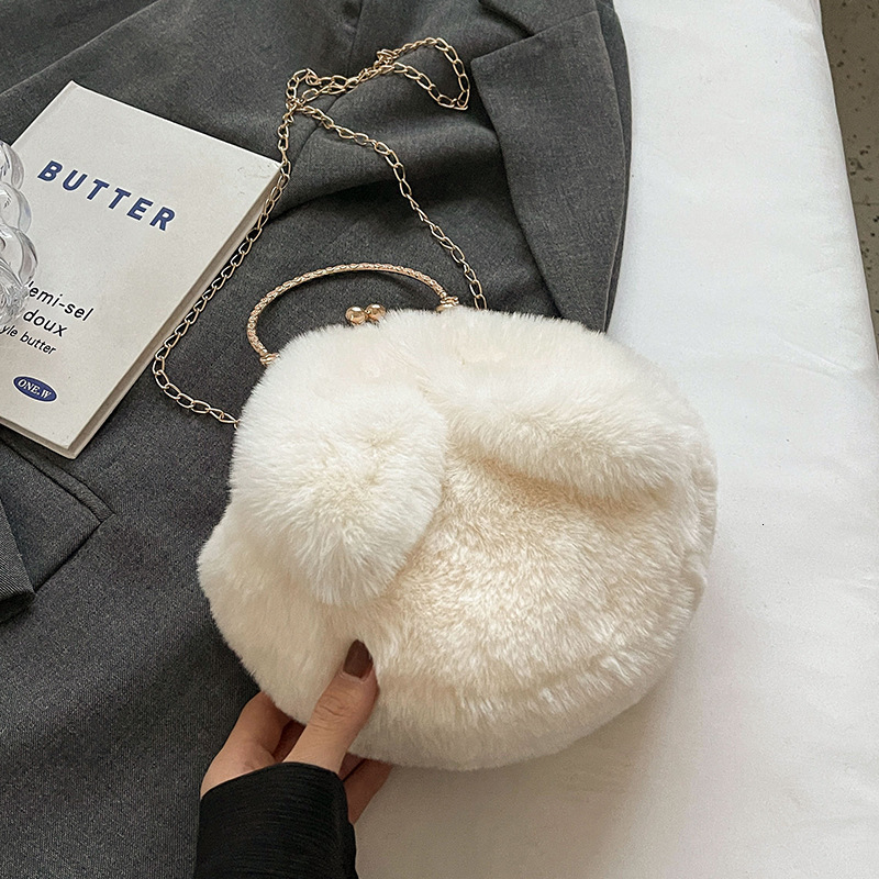 2025 autumn new fashionable plush bag versatile trend niche design handbag light bag luxury style women's shoulder bag designer bag