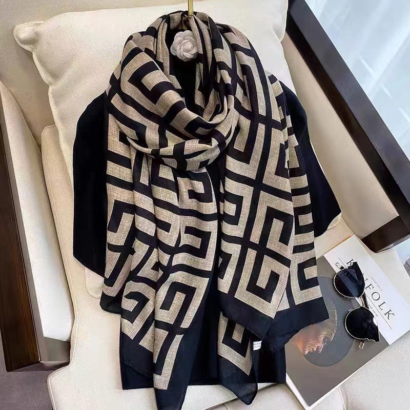 Plaid Scarf for Women, Autumn and Winter Fashionable Warm New Neck Scarf, Korean Style Printed Large Shawl