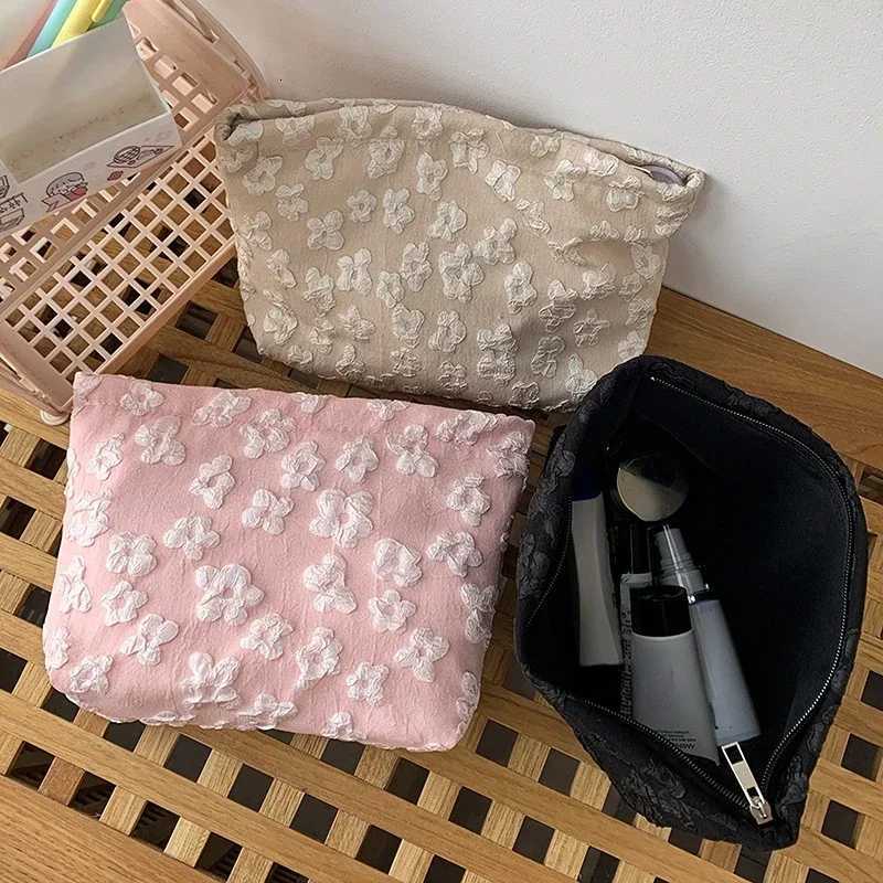 Pink Floral Small Fresh Travel Cosmetic Bag Female Clutch Wash Bags Fashion Women Make Up Storage Toiletry Bags NeceserXJ250910
