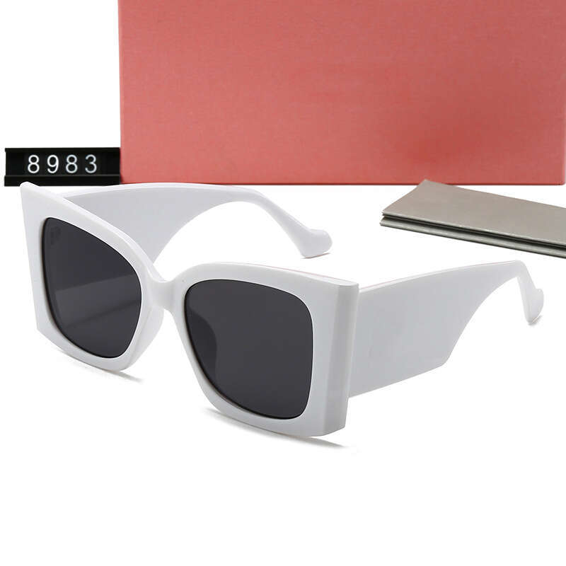New Women's Fashion Sunglasses for Women and Men Cat Eye Style Sun UV Protection Glasses 8983