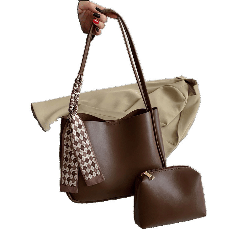 High End Commuting Large Capacity Single Shoulder Underarm Bag Simple New Versatile Luxury Bag Textured Free Shipping Trendy Designer Bag Bucket Bag
