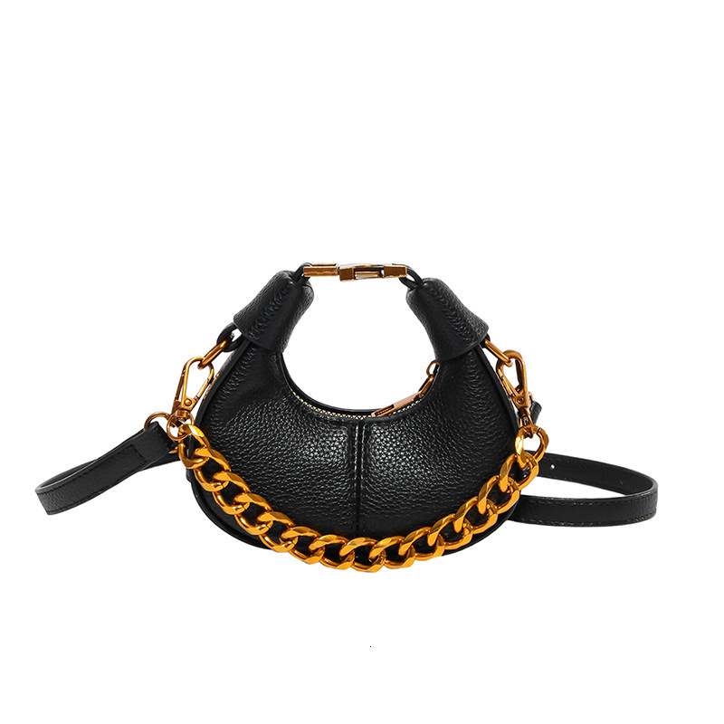 2025 autumn new handbag niche design, light luxury trend style, versatile Korean women's single shoulder dumpling bag designer bag
