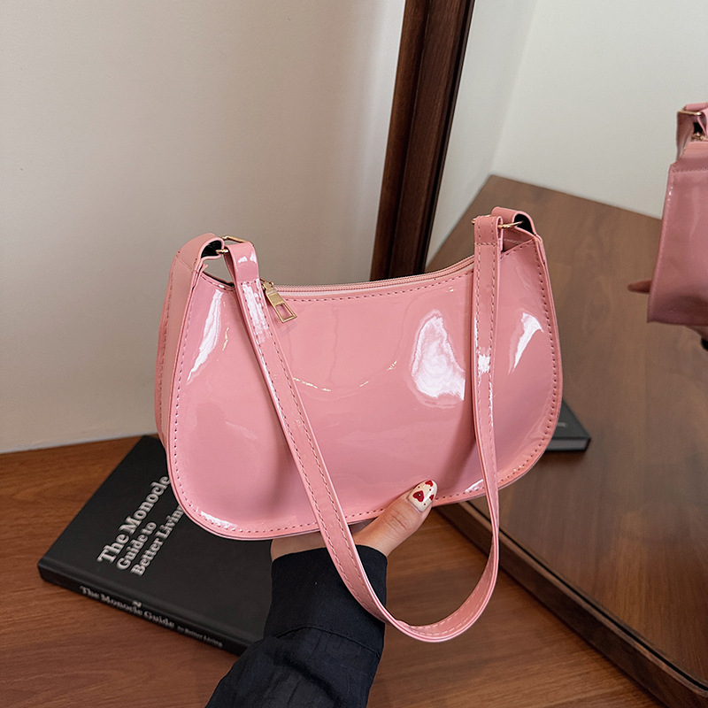 This Designer Bag Year S Trendy Fashion Luxury Bag Free Shipping Korean Version Single Shoulder Bag New Versatile Ins Style Solid Color Gentle Small S