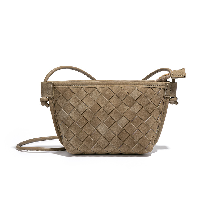 Designer Frosted Material Suede Shoulder Crossbody Vintage Fashion Hundred New Handmade Weaving Small Square Evening Bag 01
