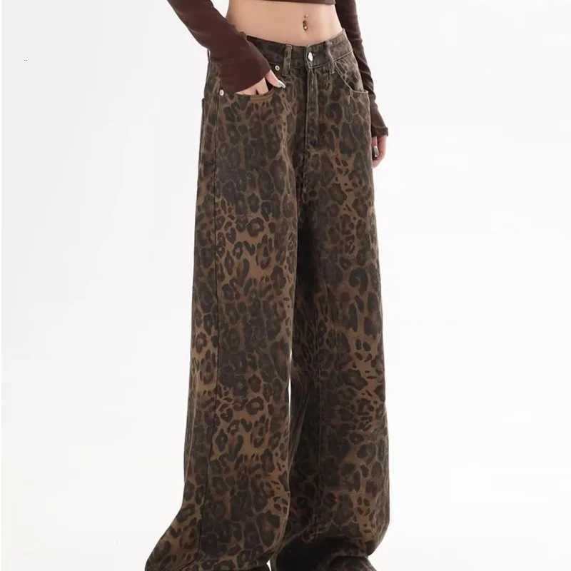 American vintage leopard print jeans female autumn winter new design sense small straight tube overalls casual pants Z250910