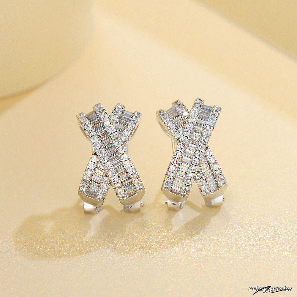 Choucong 2024 Top Sell Cross Clip Earrings Vintage Jewelry Real 100% Sterling Sier Princess Cut Moissanite Dia Party Women Female Bow Earring Gift