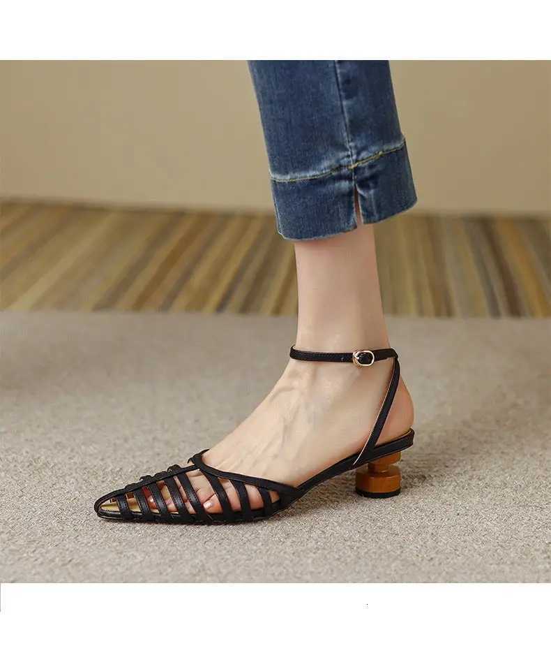 2022 Summer Pointed Toe Hollow Women Shoes Fashion Women Leather Slingbacks Pumps Wedding Bridal High Heeled Shoes W250910