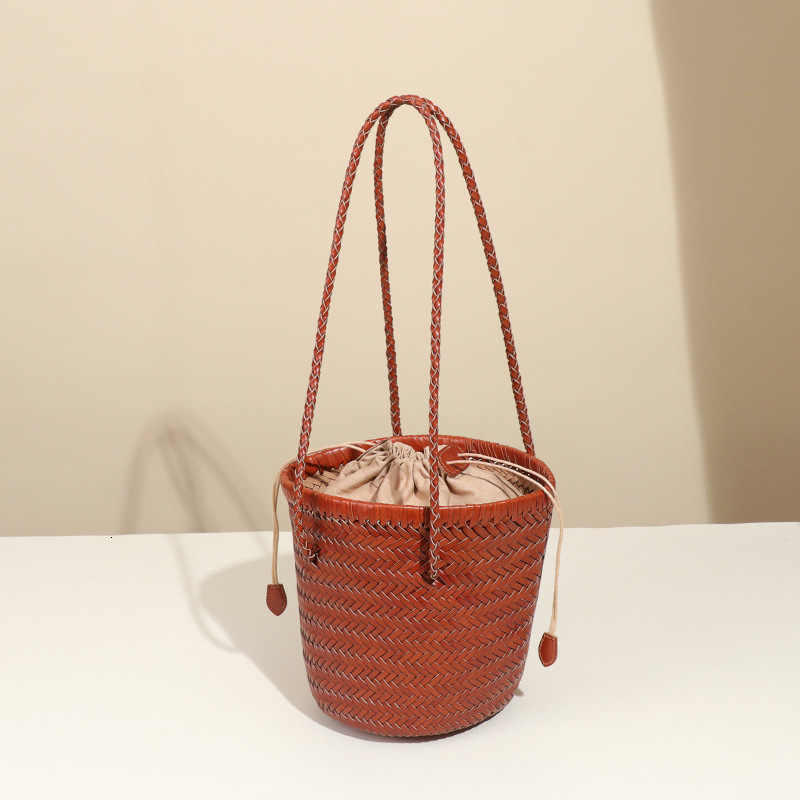 Genuine Leather for Women, High-End First Layer Cowhide Basket Bucket Premium Handwoven Mother-Daughter Bag, Shoulder Bag