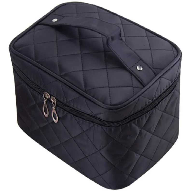 Cosmetic Box 2023 Female Quilted Professional Cosmetic Bag Womens Large Capacity Storage Handbag Travel Toiletry Makeup Bag NewXJ250910