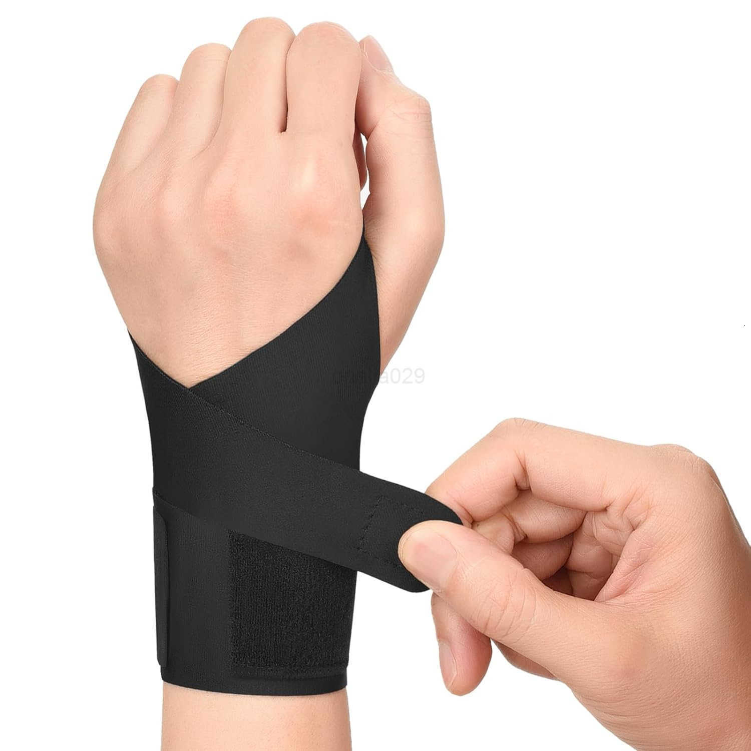 Wrist Brace Right Hand Carpal Tunnel Wrist Support for Pain Relief Arthritis Tendonitis Sprains UltraThin Elastic Wrist Wraps Compression for Men and 