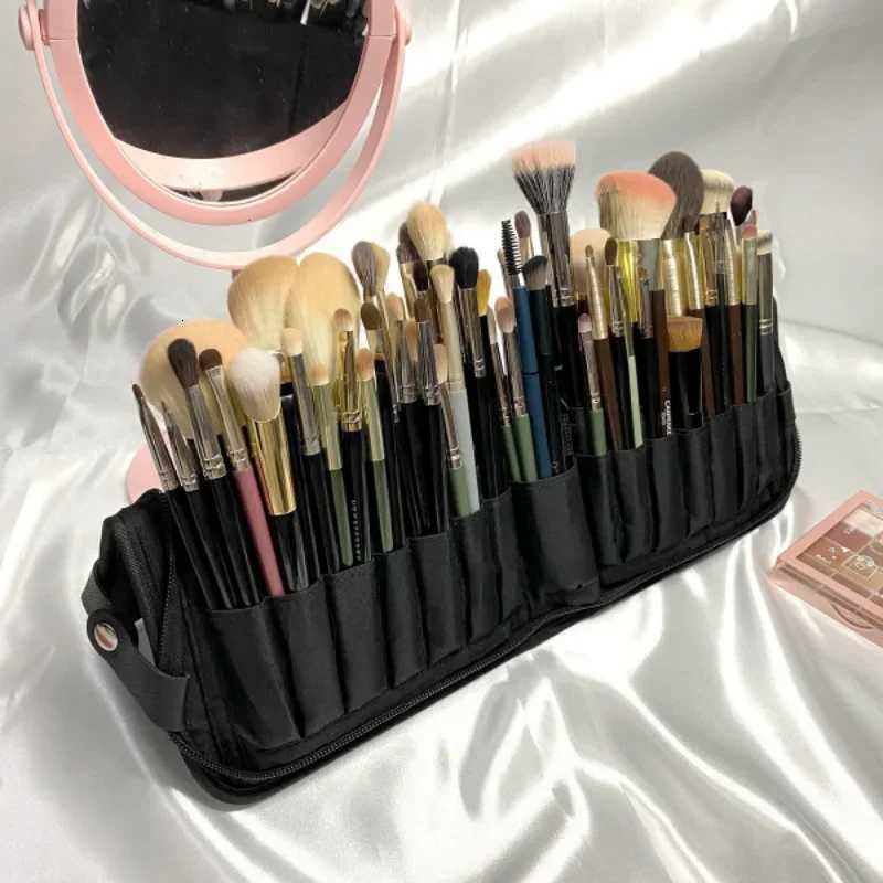 Women Foldable Makeup Brush Bag Organizer Female Travel Cosmetic Toiletry Case for Beauty Tools Wash Accessories PouchXJ250910