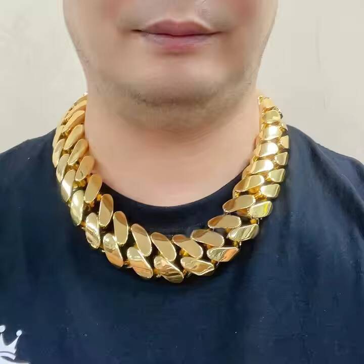 Hip Hop Jewelry Fashion Style Luxury and Heavy Necklace Super Big Cuban Necklace Big Ass Cuban Link Chain Miami Cuban Link