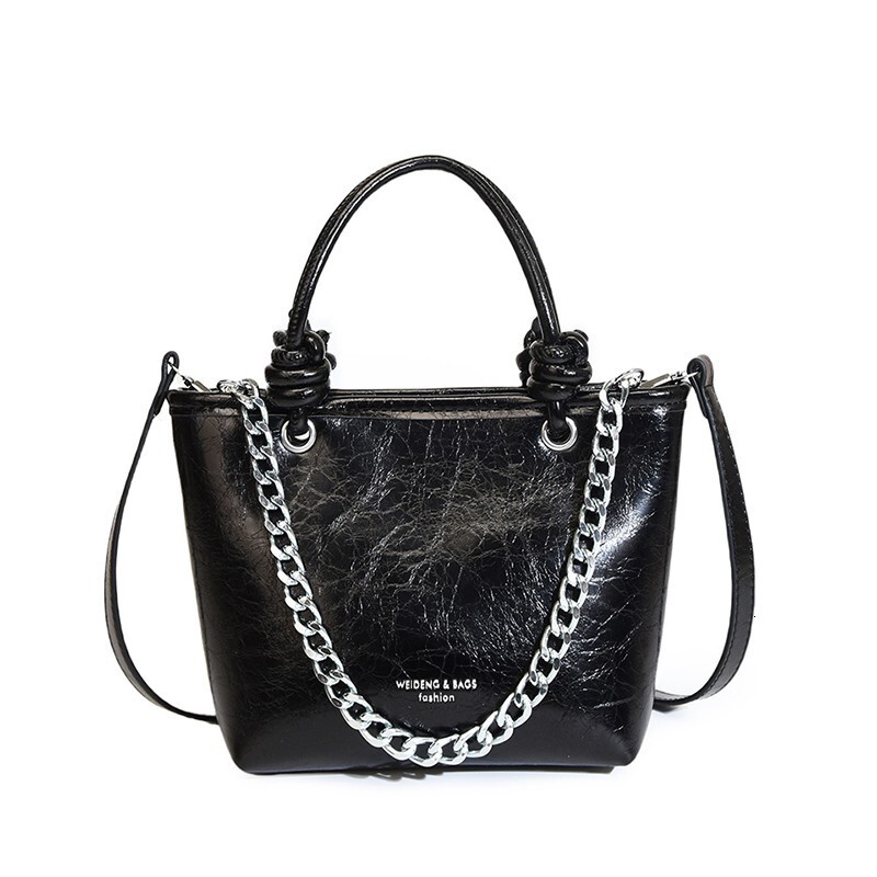 2025 autumn new underarm bag niche design versatile trend light luxury atmosphere lazy style women's shoulder bag designer bag