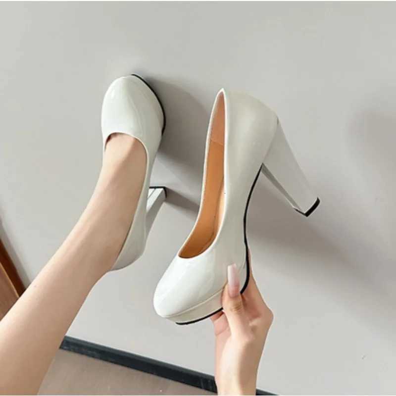 New High Heels Shoes Women White Wedding Shoes Thick High Heels Fashion Party Pumps Footwear Black Red Big Size 3442 W250910