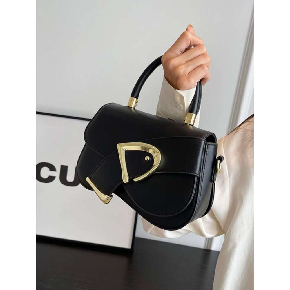 Advanced New Women's Small And Versatile Crossbody Bag, Fashionable Handheld Saddle Bag