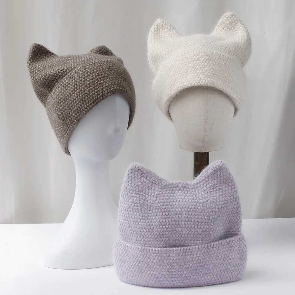 2024 newSolid Color Ear Embroidered Letters Keep Warm Elasticity Knitted Hat Autumn Winter Crimping Beanie Skull CXJ250910