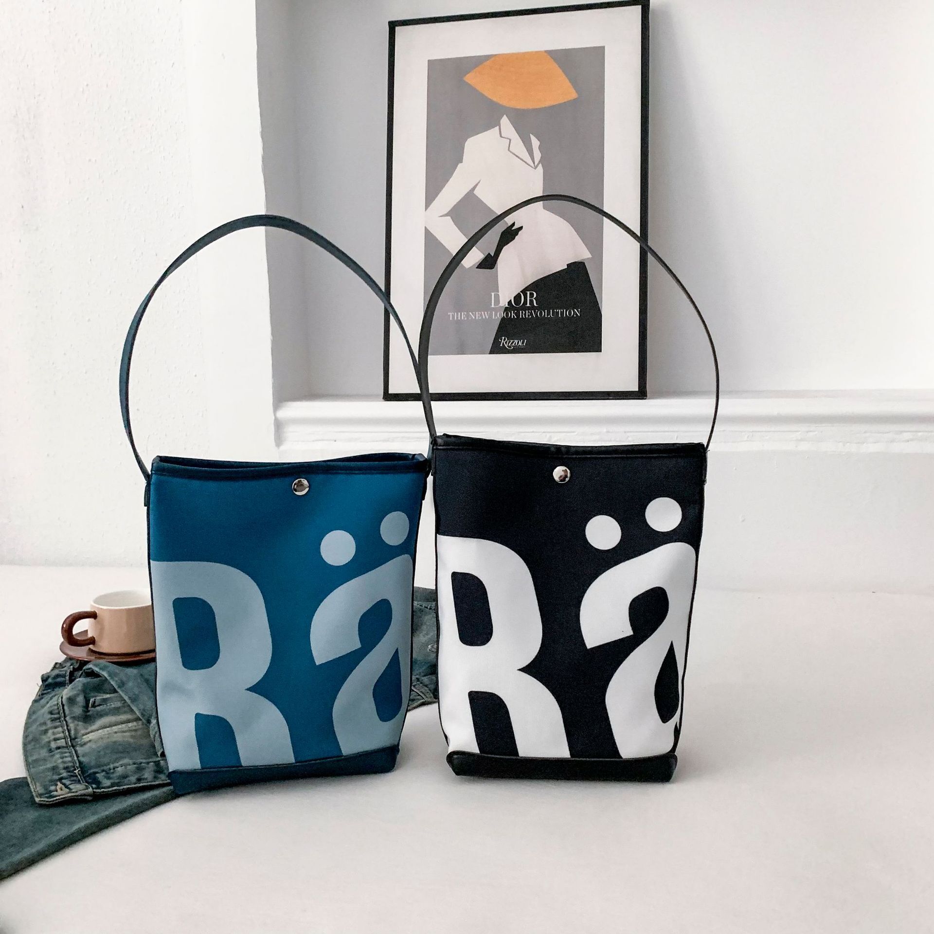 New Thai Niche Bucket Bag For Women Trendy Luxury Bag Designer Bag Large Capacity Letter Print Free Shipping Shoulder Bag Rally Underarm Bag