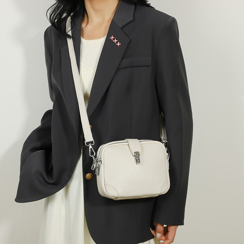 Free shipping designer Genuine Leather Women Bag Wholesale New Trendy Fashion Simple Versatile Shoulder Bag Small Square Bag Top Layer Cowhide Crossbo