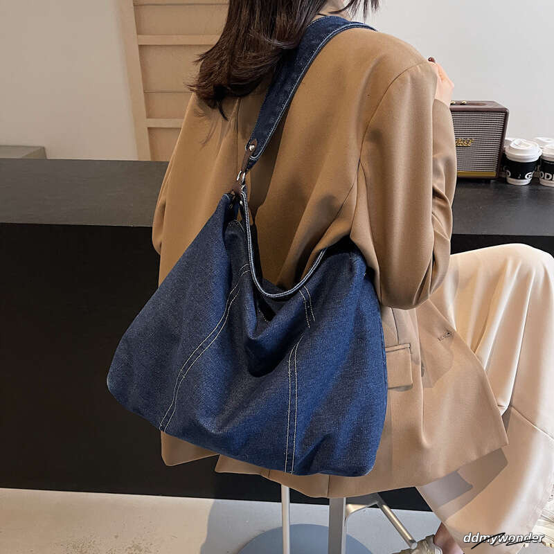 Winter High-Value New Canvas Denim Fashion Single Shoulder Crossbody Large Capacity Unisex School Bag