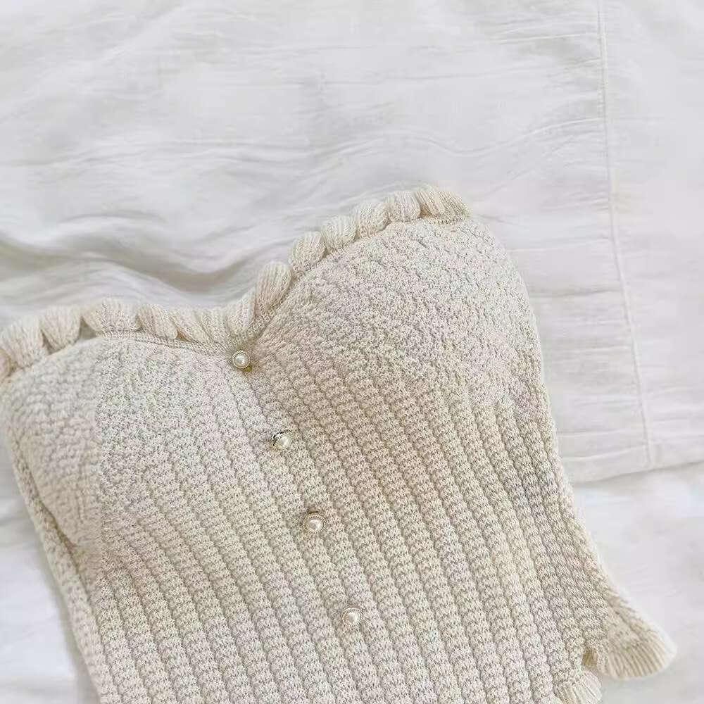 Fashionable Sexy Versatile Heart White Pearl Decorated Knitted Tube Top For Women B3