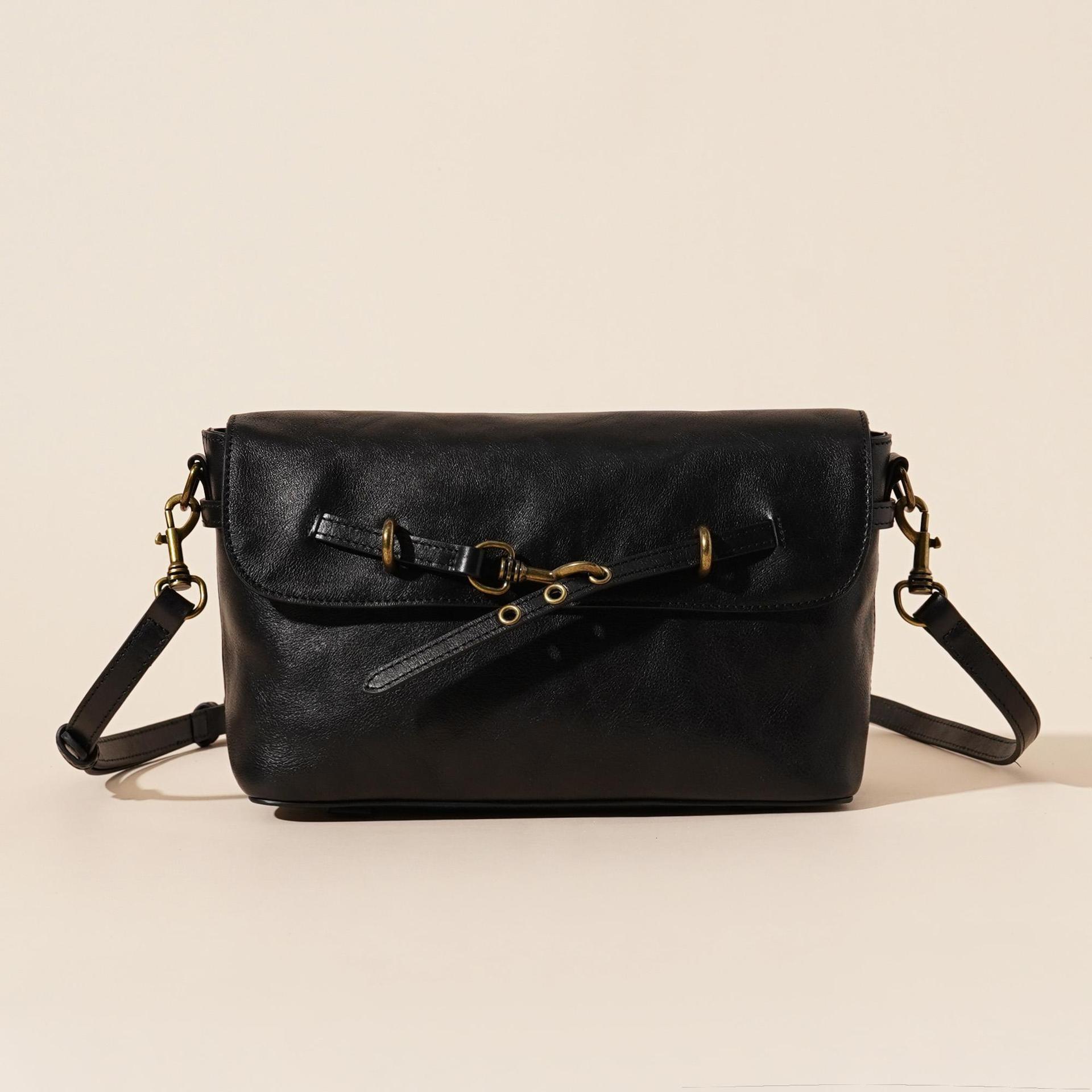 2025 New Fashion Small Square Bag Designer Shoulder Bag Multi functional Envelope Bag