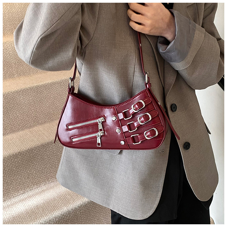 2025 Autumn New Underarm Bag Spicy Girl Style Fashion Retro Light Luxury Versatile Niche Design Casual Women's Shoulder Bag Designer Bag