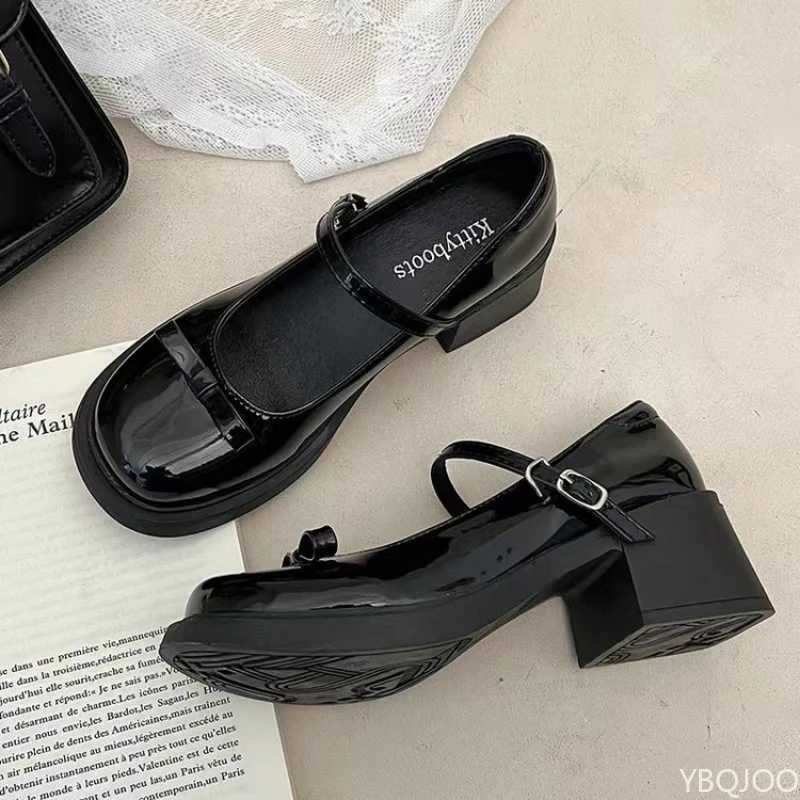 2025 French Mary Jane high heels New Bow leather shoes Round toe British style Womens Shoes Fashion comfortable buckle pumps W250910