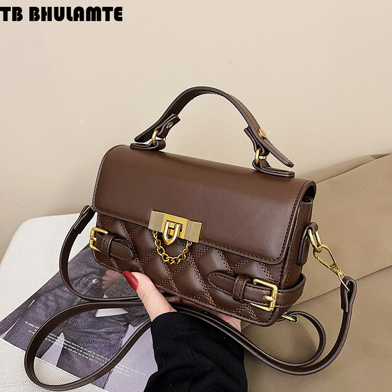 Free Shipping Designer Bag Quilted Handbag 2025 New Trend Retro Luxury Bag Versatile Small Square Bag For Women Winter High-end Versatile Crossbody Ba