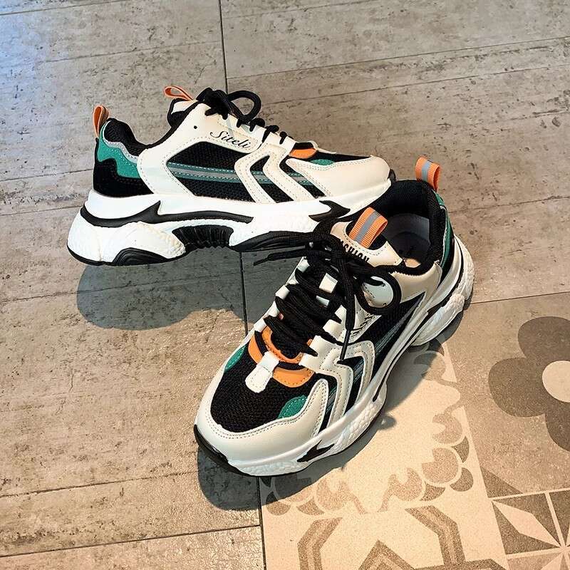 Super Popular Shoes Sneakers 2025 Spring New Campus Thick Sole Height Increasing Lightweight Ins Style for Women