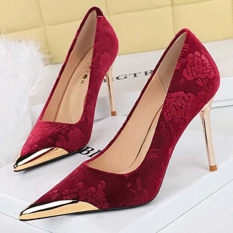 BIGTREE Shoes women 9 cm 4 cm Heels Flower embossing Women Pumps Metal pointed tip High Heels Stilettos Elegant banquet shoes W250910