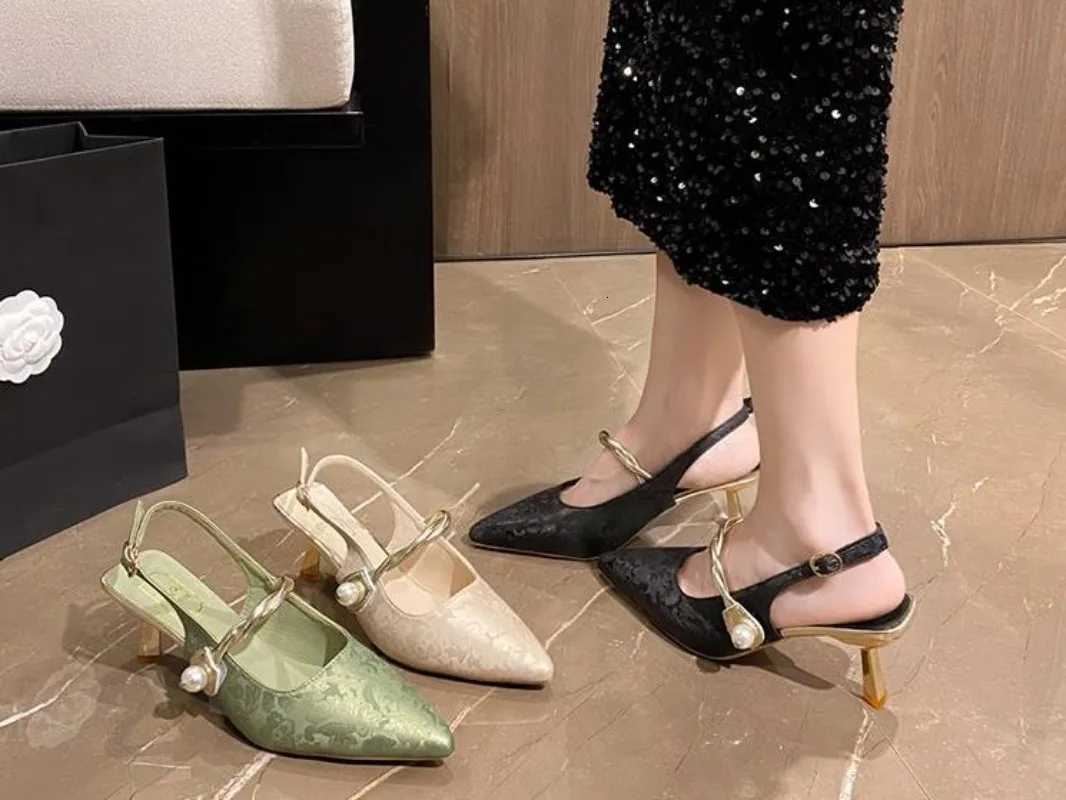 2024 New Summer Fashion Pointed Toe Pearl Shoes Women Sexy Women Sandals High Heels Banquet Women Shoes W250910