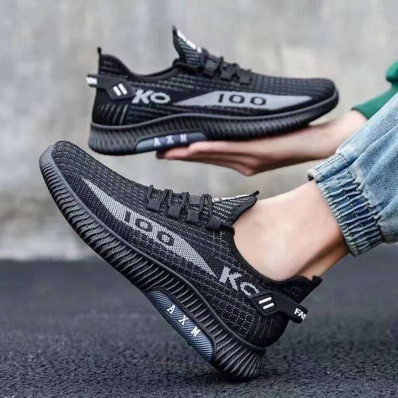 Fashionable and Versatile Sports Shoes, Men's Casual Shoes, Breathable Running Shoes, Outdoor Walking Train ing T ennis Shoes