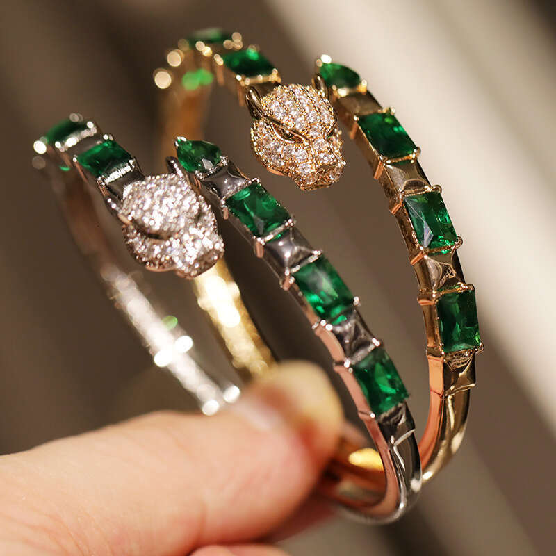 Gold tone designer bracelet for women luxury jewelry moissanite chain high-end open bracelet retro fashion versatile stainless steel diamond leopard b