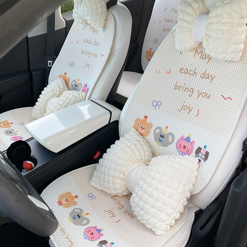 Cartoon Trendy Bear Car Seat Cushion All Season Cute Seat Cover Breathable Semi Enclosed Women Goddess Seat Cover 250910
