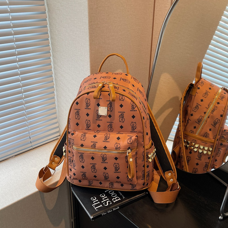 hot Free delivery designer Ladies' crossbody bag Fashionable women's crossbody bag with personalized and minimalist design