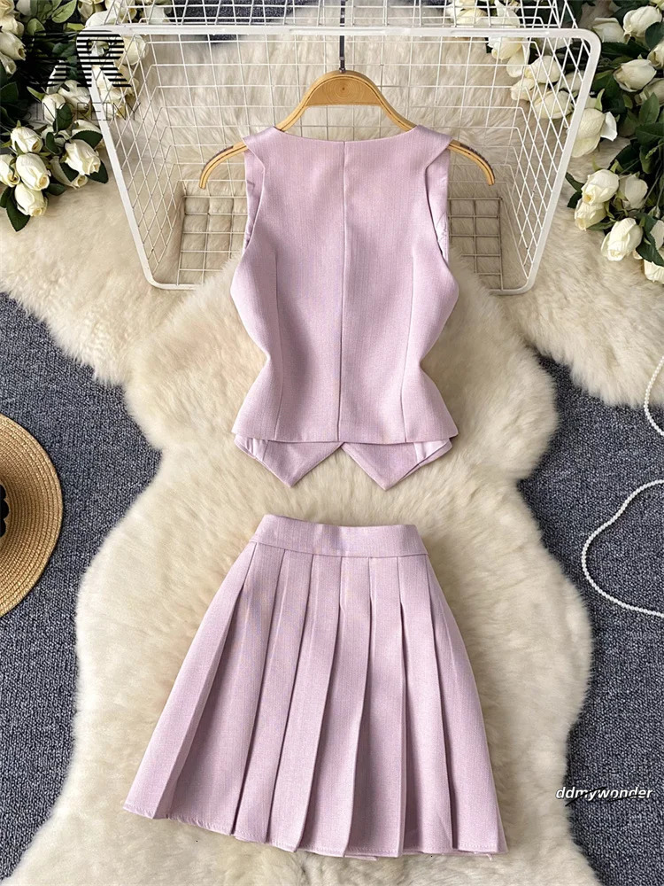 Chic Two-Piece Set: Women's Summer Outfit With Camisole And Pleated Skirt - Ladies' Fashion ddmywonder ddmywonder ddmywonder