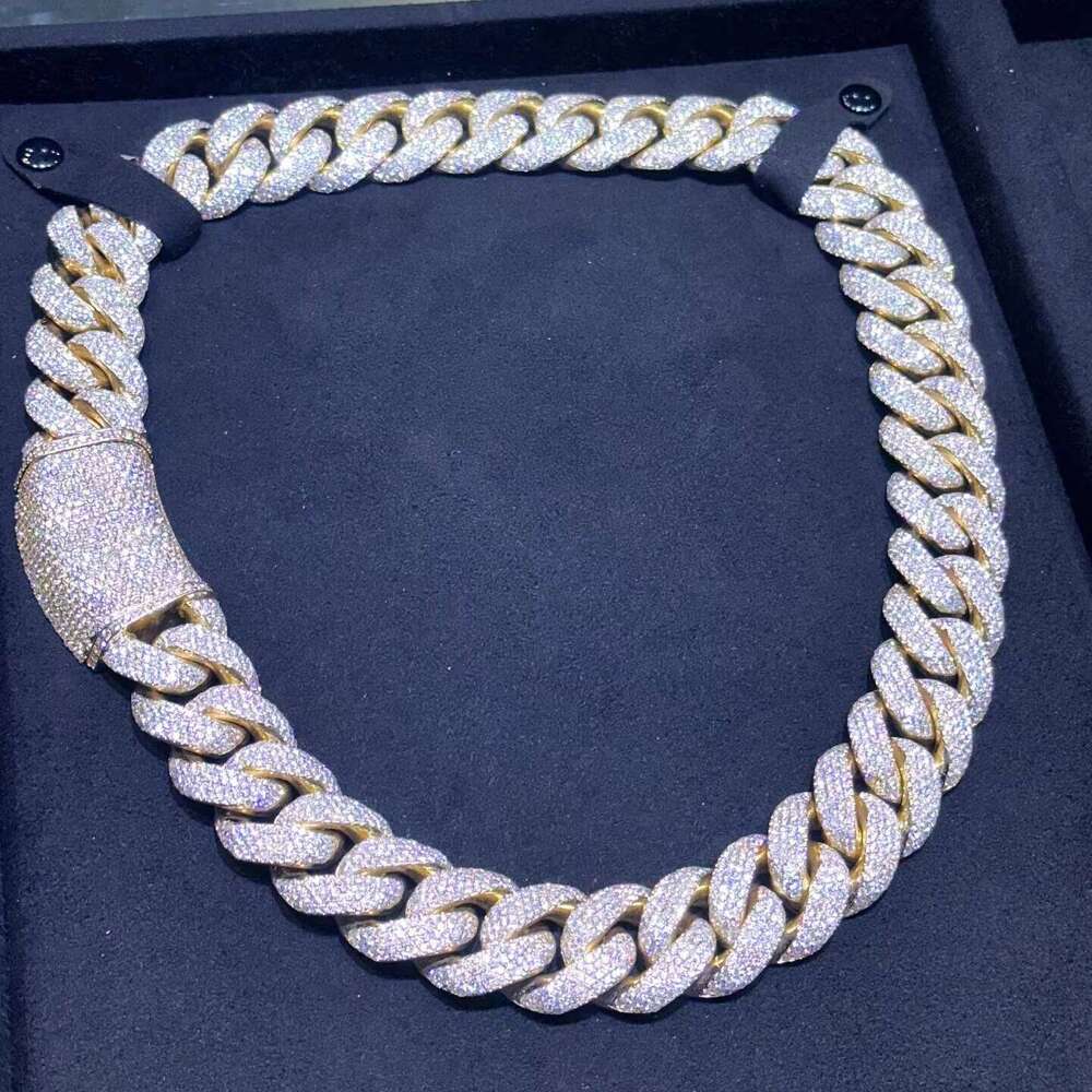 Hiphop 20mm Pure Sier Iced Out Heavy Miami Moissanite Cuban Chain