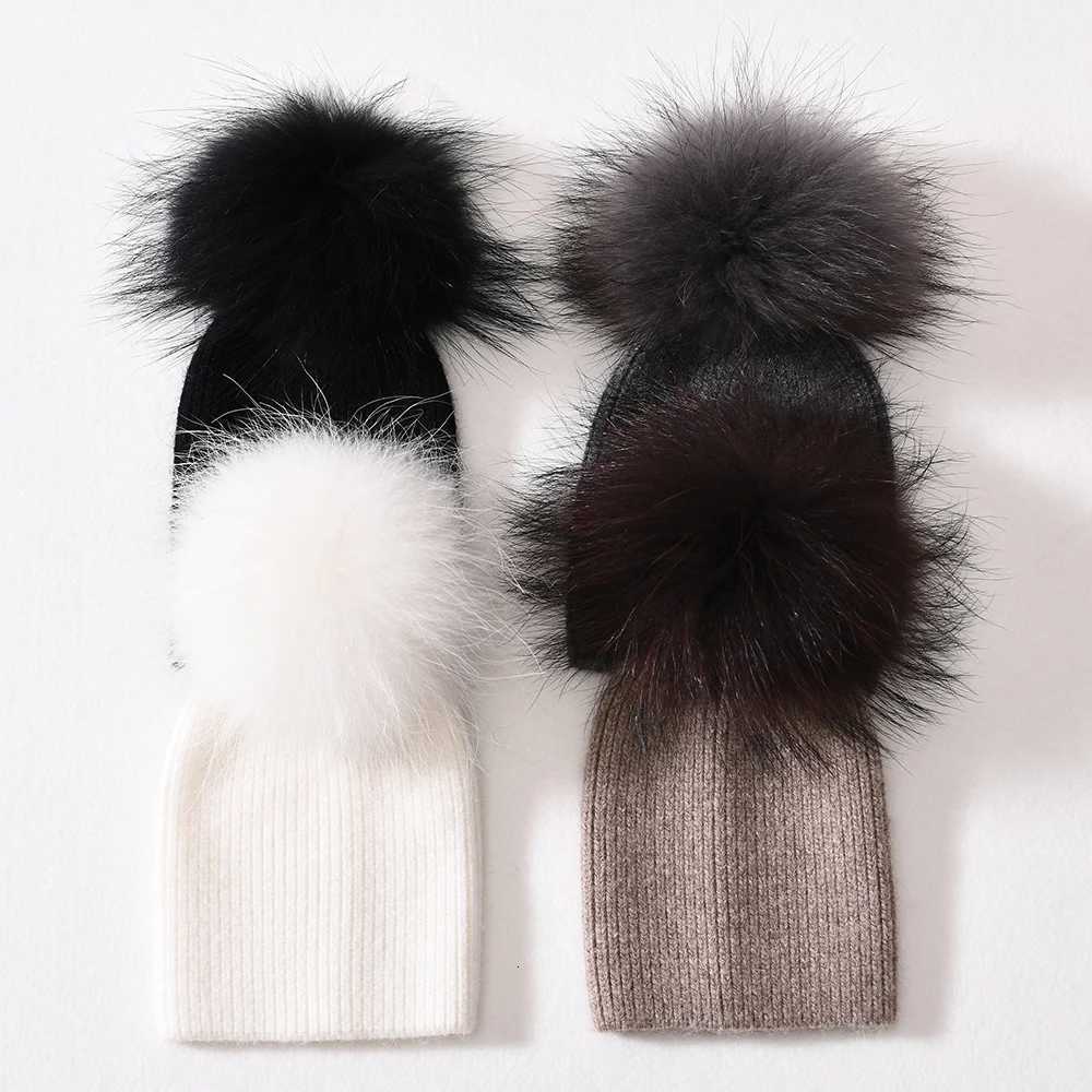 Jxer Newborn Winter Warm Hats With Real Raccoon Fur Pompom Boy Girl Baby Knitted Elastic Soft Bonnet Cs Infant ToddlerXJ250910